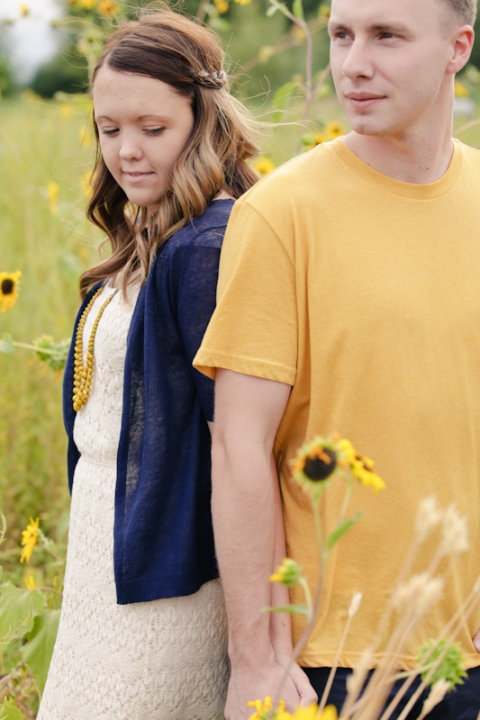 Family-2011-09-05-Campbell-Family-Utah-Wedding-and-Portrait-Photographer-Cute-engagements001IMG_8893-Blog(pp_w480_h720)