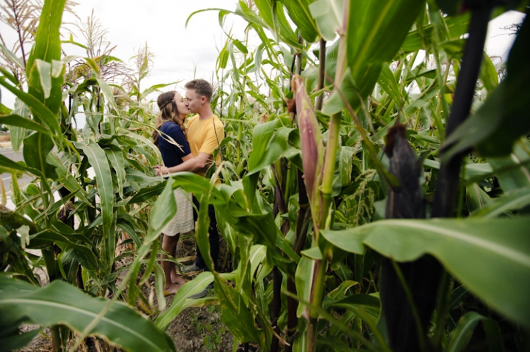 Family-2011-09-05-Campbell-Family-Utah-Wedding-and-Portrait-Photographer-Cute-engagements010IMG_8931-Blog(pp_w768_h511)