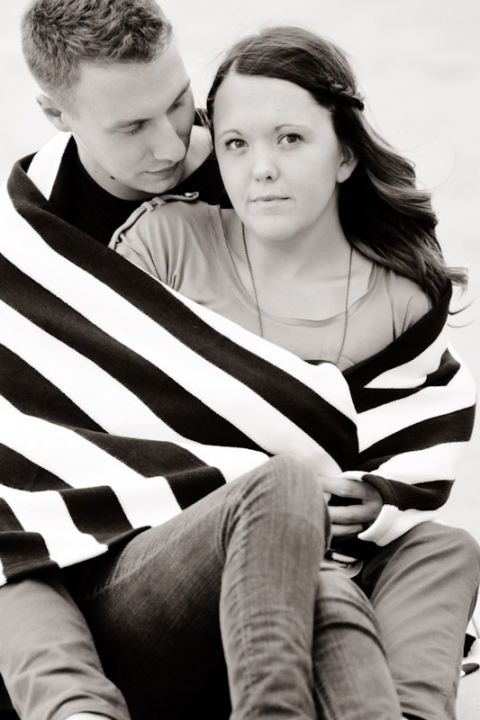 Family-2011-09-05-Campbell-Family-Utah-Wedding-and-Portrait-Photographer-Cute-engagements039IMG_9290-Blog(pp_w480_h720)