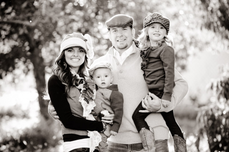 Family-2011-10-17-Family-Gardner-Utah-Wedding-and-Portrait-Photographer-Elisabeth-Kate-Photography-UT022IMG_0366-Blog(pp_w768_h511)