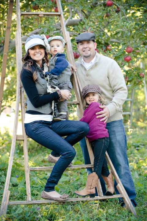 Family-2011-10-17-Family-Gardner-Utah-Wedding-and-Portrait-Photographer-Elisabeth-Kate-Photography-UT030IMG_0428-Blog(pp_w480_h720)