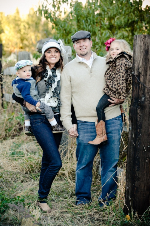 Family-2011-10-17-Family-Gardner-Utah-Wedding-and-Portrait-Photographer-Elisabeth-Kate-Photography-UT036IMG_0582-Blog(pp_w480_h720)