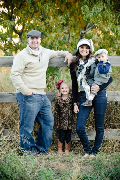 Family-2011-10-17-Family-Gardner-Utah-Wedding-and-Portrait-Photographer-Elisabeth-Kate-Photography-UT039IMG_0559-Blog(pp_w480_h720)