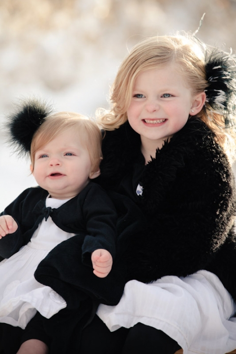 Family-2011-11-05-Murphy-Family-Utah-Wedding-and-Portrait-Photographer-Winter-family-shoot003IMG_8838-Blog(pp_w480_h720)