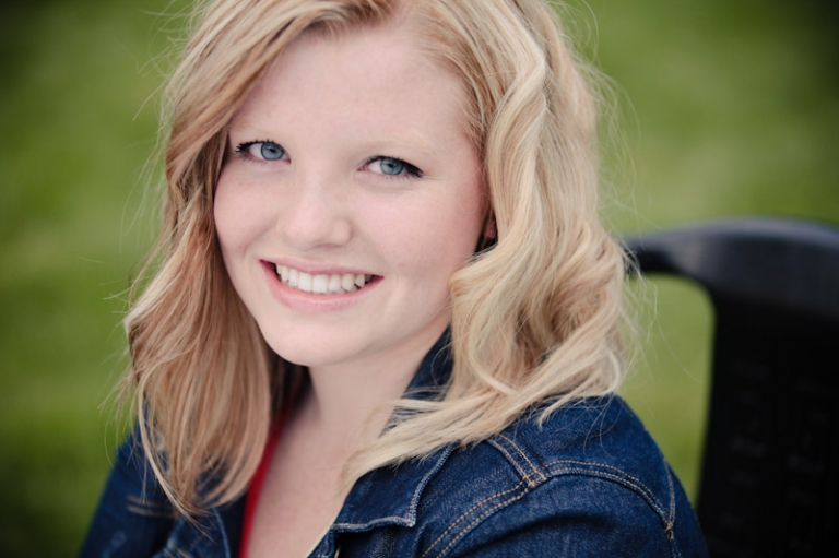Portrait-2011-06-02-Maddi-Utah-Wedding-and-Portrait-Photographer-High-school-Senior-Portraits-UT004IMG_6298-Blog(pp_w768_h511)