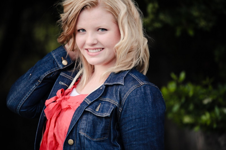 Portrait-2011-06-02-Maddi-Utah-Wedding-and-Portrait-Photographer-High-school-Senior-Portraits-UT007IMG_6131-Blog(pp_w768_h511)
