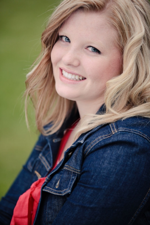 Portrait-2011-06-02-Maddi-Utah-Wedding-and-Portrait-Photographer-High-school-Senior-Portraits-UT012IMG_6302-Blog(pp_w480_h720)