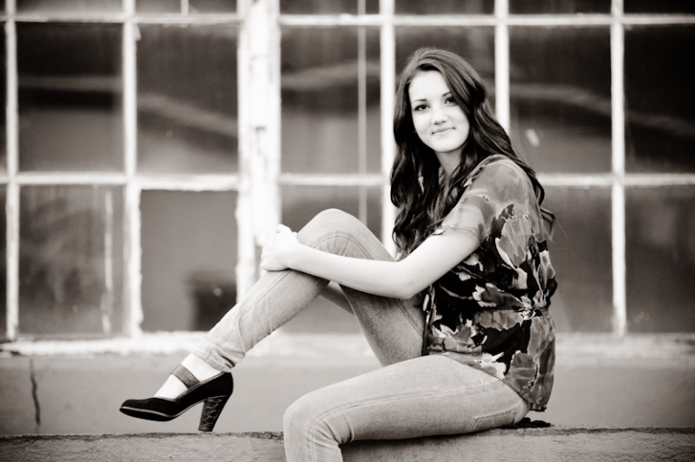 Portrait-2011-11-21-Annie-Utah-Wedding-and-Portrait-Photographer-Seinor-Portraits002IMG_4740-Blog(pp_w768_h511)