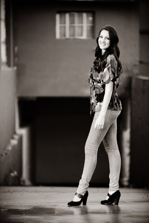 Portrait-2011-11-21-Annie-Utah-Wedding-and-Portrait-Photographer-Seinor-Portraits005IMG_4758-Blog(pp_w480_h720)