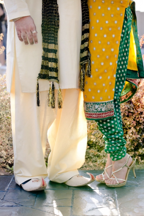 Wedding-2011-04-01-Pakistanian-Wedding-Utah-Wedding-and-Portrait-Photographer-henna-ceremony-Pakistanian-wedding-photographer010IMG_5789-Blog(pp_w480_h720)