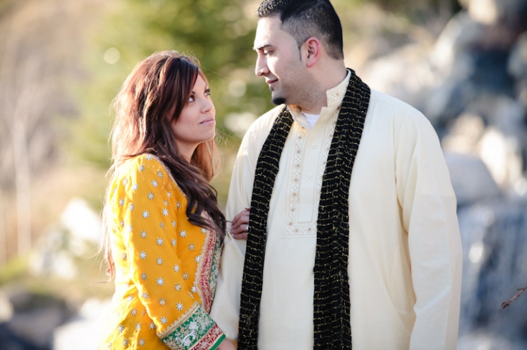 Wedding-2011-04-01-Pakistanian-Wedding-Utah-Wedding-and-Portrait-Photographer-henna-ceremony-Pakistanian-wedding-photographer012IMG_5765-Blog(pp_w768_h511)