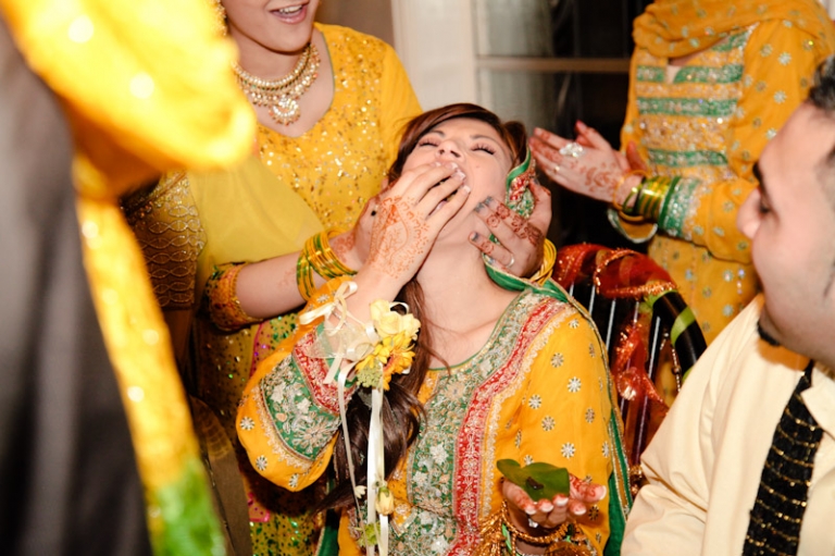 Wedding-2011-04-01-Pakistanian-Wedding-Utah-Wedding-and-Portrait-Photographer-henna-ceremony-Pakistanian-wedding-photographer034IMG_6268-Blog(pp_w768_h511)