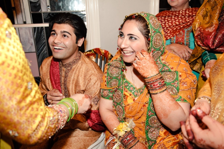 Wedding-2011-04-01-Pakistanian-Wedding-Utah-Wedding-and-Portrait-Photographer-henna-ceremony-Pakistanian-wedding-photographer036IMG_6273-Blog(pp_w768_h511)