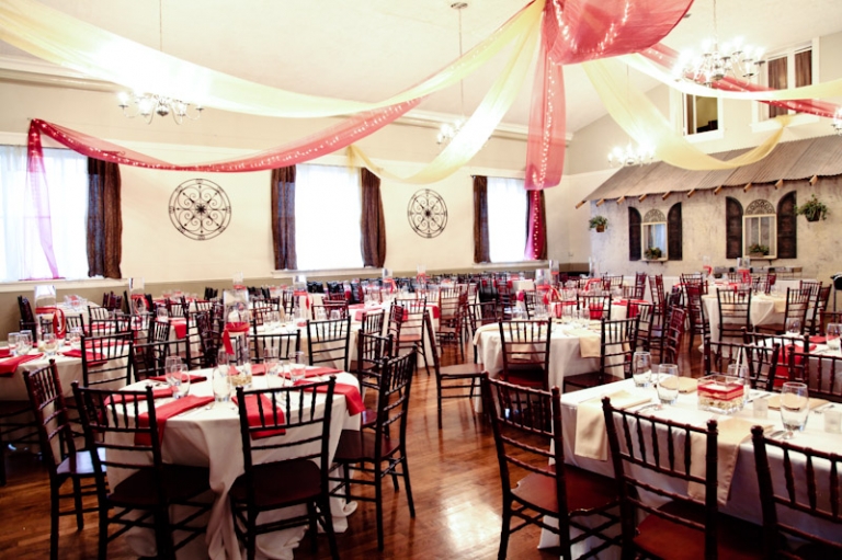 Wedding-2011-04-02-Pakistanian-Wedding-Utah-Wedding-and-Portrait-Photographer-Pakistanian-Wedding-money-dancing033IMG_7533-Blog1(pp_w768_h511)