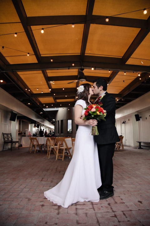 Wedding-2011-04-28-Melissa-Herschel-Utah-Wedding-and-Portrait-Photographer-Draper-Temple-My-Noahs-Reception016IMG_3487-Blog(pp_w480_h720)