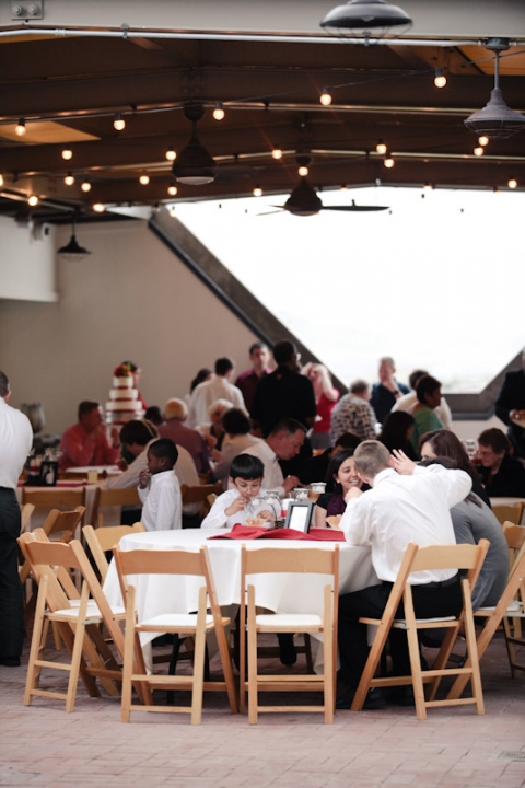 Wedding-2011-04-28-Melissa-Herschel-Utah-Wedding-and-Portrait-Photographer-Draper-Temple-My-Noahs-Reception027IMG_3662-Blog(pp_w480_h720)