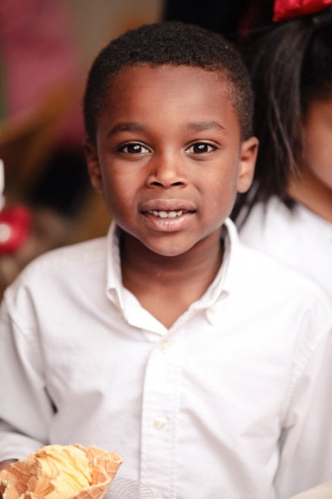 Wedding-2011-04-28-Melissa-Herschel-Utah-Wedding-and-Portrait-Photographer-Draper-Temple-My-Noahs-Reception032IMG_3632-Blog(pp_w480_h720)