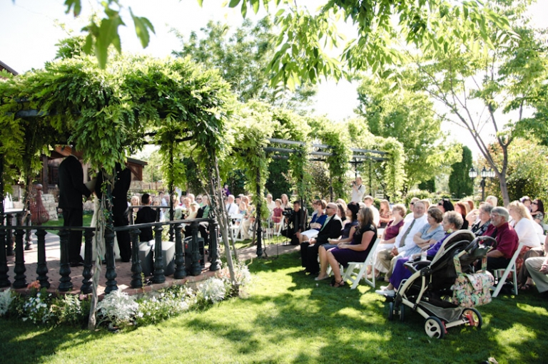 Wedding-2011-07-28-Tori-Duane-Utah-Wedding-and-Portrait-Photographer-Wadley-Farms-UT011IMG_6170-Blog(pp_w768_h511)