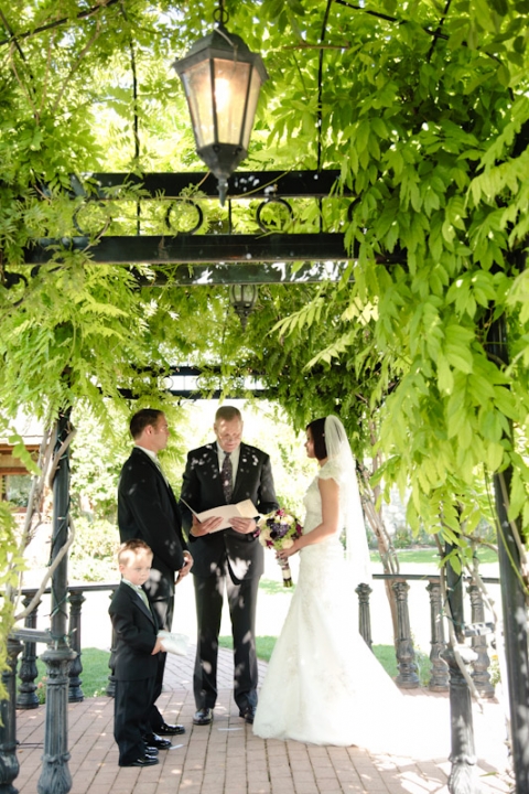 Wedding-2011-07-28-Tori-Duane-Utah-Wedding-and-Portrait-Photographer-Wadley-Farms-UT013IMG_6162-Blog(pp_w480_h720)