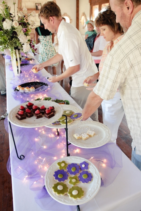 Wedding-2011-07-28-Tori-Duane-Utah-Wedding-and-Portrait-Photographer-Wadley-Farms-UT037IMG_9924-Blog(pp_w480_h720)