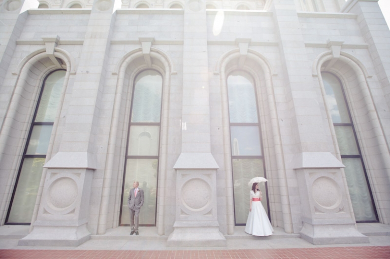 Wedding-2011-08-04-Aubrey-Jason-Utah-Wedding-and-Portrait-Photographer-SLC-Temple019IMG_1171-Blog(pp_w768_h511)