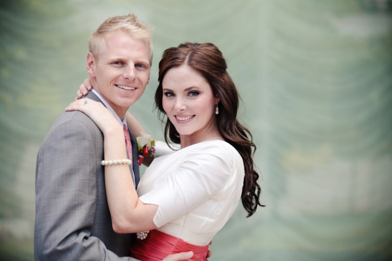 Wedding-2011-08-04-Aubrey-Jason-Utah-Wedding-and-Portrait-Photographer-SLC-Temple025IMG_1113-Blog(pp_w768_h511)