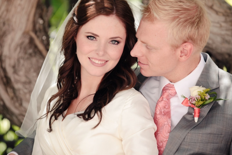 Wedding-2011-08-04-Aubrey-Jason-Utah-Wedding-and-Portrait-Photographer-SLC-Temple028IMG_1030-Blog(pp_w768_h511)