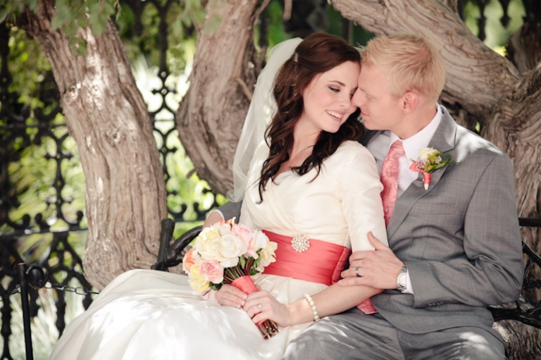 Wedding-2011-08-04-Aubrey-Jason-Utah-Wedding-and-Portrait-Photographer-SLC-Temple035IMG_1038-Blog(pp_w768_h511)