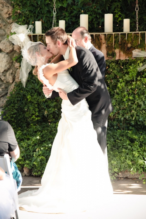 Wedding-2011-08-06-Chelsea-Kip-Utah-Wedding-and-Portrait-Photographer-The-Bungalow018IMG_2833-Blog(pp_w480_h720)