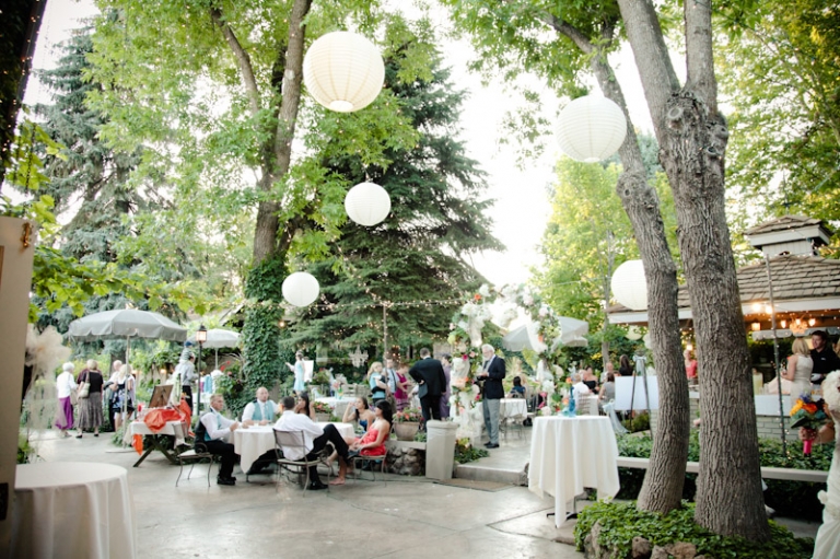 Wedding-2011-08-06-Chelsea-Kip-Utah-Wedding-and-Portrait-Photographer-The-Bungalow042IMG_3672-Blog(pp_w768_h511)