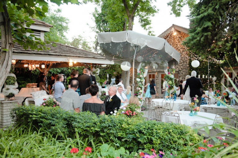 Wedding-2011-08-06-Chelsea-Kip-Utah-Wedding-and-Portrait-Photographer-The-Bungalow059IMG_3734-Blog(pp_w768_h511)