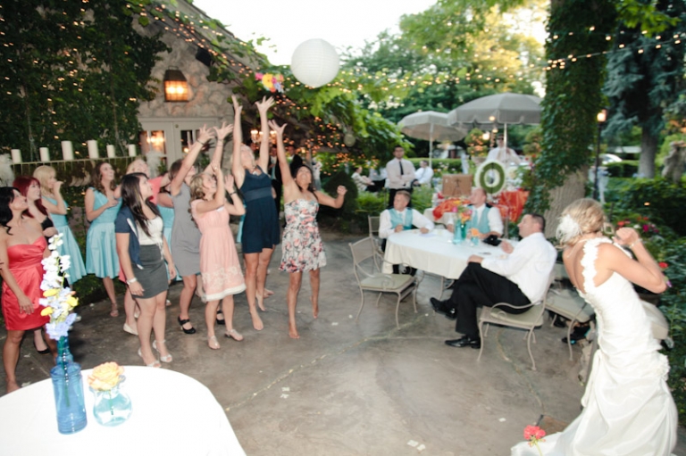 Wedding-2011-08-06-Chelsea-Kip-Utah-Wedding-and-Portrait-Photographer-The-Bungalow064IMG_3687-Blog(pp_w768_h511)