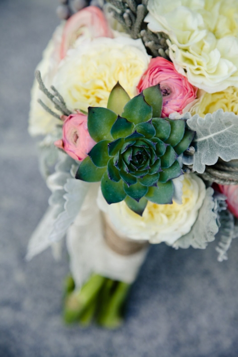 Wedding-2011-08-26-Whitney-Chris-Utah-Wedding-and-Portrait-Photographer-Cactus-Tropicals012IMG_2855-Blog(pp_w480_h720)