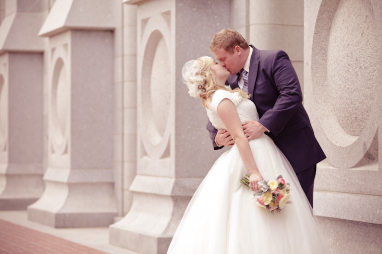 Wedding-2011-08-26-Whitney-Chris-Utah-Wedding-and-Portrait-Photographer-Cactus-Tropicals020IMG_2737-Blog(pp_w768_h511)