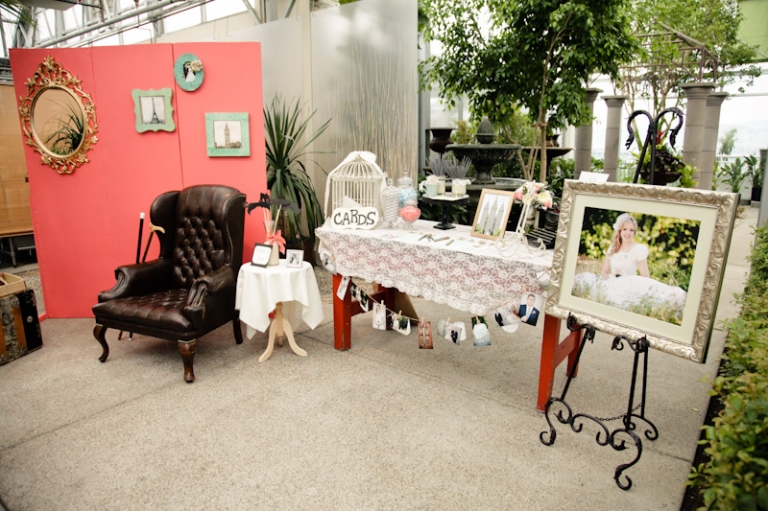 Wedding-2011-08-26-Whitney-Chris-Utah-Wedding-and-Portrait-Photographer-Cactus-Tropicals037IMG_2950-Blog(pp_w768_h511)