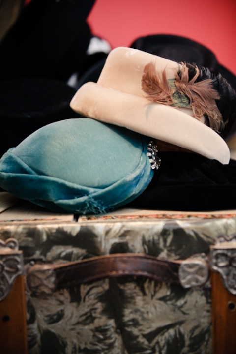 Wedding-2011-08-26-Whitney-Chris-Utah-Wedding-and-Portrait-Photographer-Cactus-Tropicals041IMG_3120-Blog(pp_w480_h720)