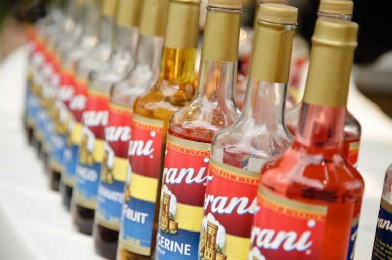 Wedding-2011-08-26-Whitney-Chris-Utah-Wedding-and-Portrait-Photographer-Cactus-Tropicals051IMG_2929-Blog(pp_w768_h511)