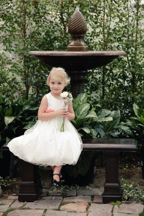 Wedding-2011-08-26-Whitney-Chris-Utah-Wedding-and-Portrait-Photographer-Cactus-Tropicals056IMG_2958-Blog(pp_w480_h720)