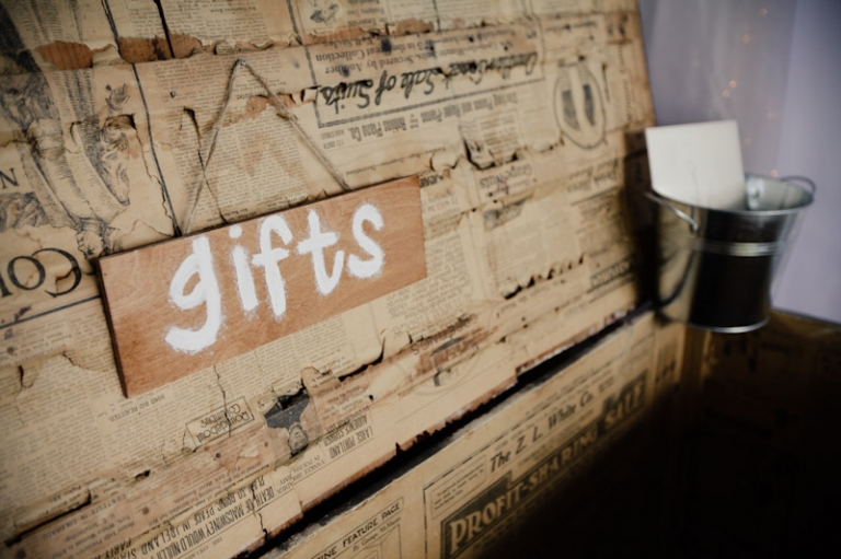 Wedding-2011-09-24-Shannon-Ty-Utah-Wedding-and-Portrait-Photographer-Backyard-vintage-Wedding006IMG_5160-Blog(pp_w768_h511)