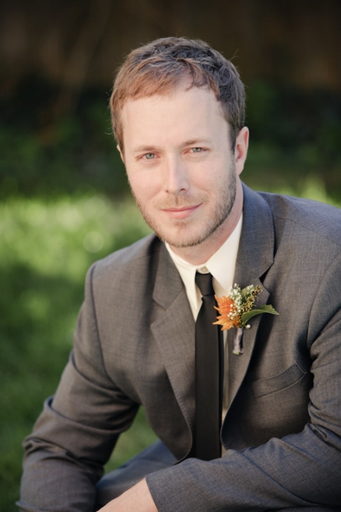 Wedding-2011-09-24-Shannon-Ty-Utah-Wedding-and-Portrait-Photographer-Backyard-vintage-Wedding018IMG_5293-Blog(pp_w480_h720)