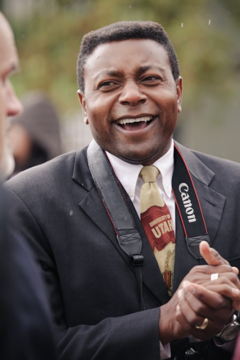 Wedding-2011-10-06-Ali-Mike-Utah-Wedding-and-Portrait-Photographer-SLC-Temple-Millcreek-inn007IMG_1202-Blog(pp_w480_h720)