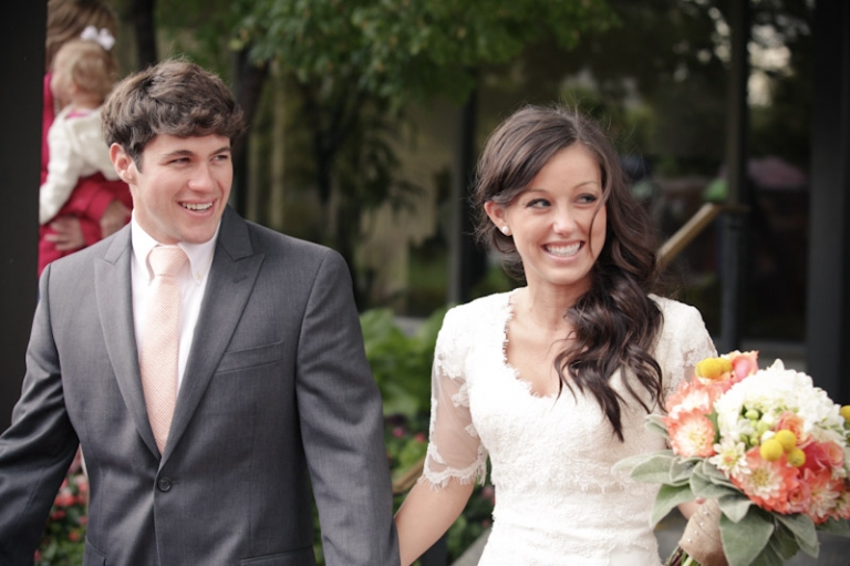 Wedding-2011-10-06-Ali-Mike-Utah-Wedding-and-Portrait-Photographer-SLC-Temple-Millcreek-inn010IMG_1223-Blog(pp_w768_h511)