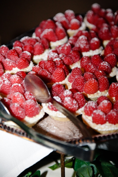 Wedding-2011-10-06-Ali-Mike-Utah-Wedding-and-Portrait-Photographer-SLC-Temple-Millcreek-inn044IMG_1975-Blog(pp_w480_h720)