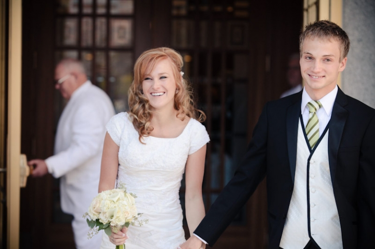 Wedding-2011-10-20-Vanessa-Marc-Utah-Wedding-and-Portrait-Photographer-Le-Gardin-UT005IMG_1415-Blog(pp_w768_h511)