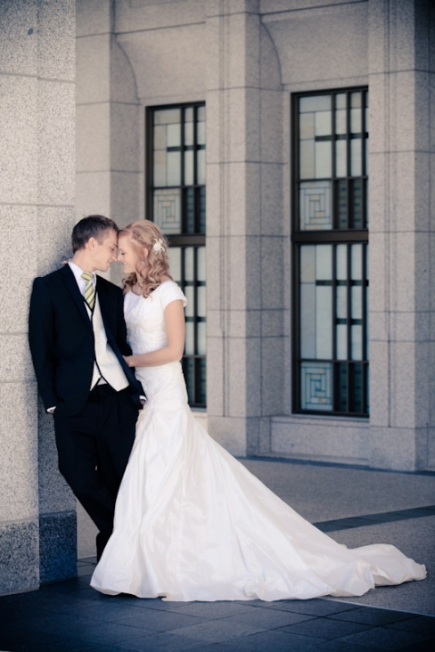 Wedding-2011-10-20-Vanessa-Marc-Utah-Wedding-and-Portrait-Photographer-Le-Gardin-UT020IMG_1760-Blog(pp_w480_h720)