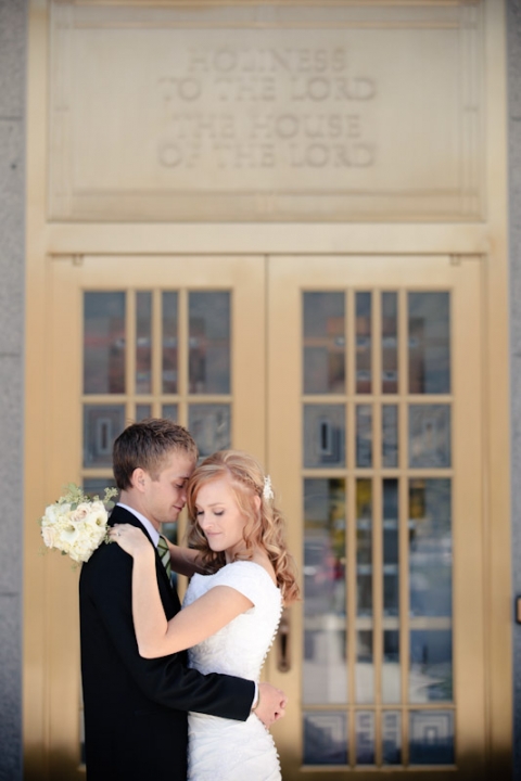 Wedding-2011-10-20-Vanessa-Marc-Utah-Wedding-and-Portrait-Photographer-Le-Gardin-UT026IMG_1736-Blog(pp_w480_h720)