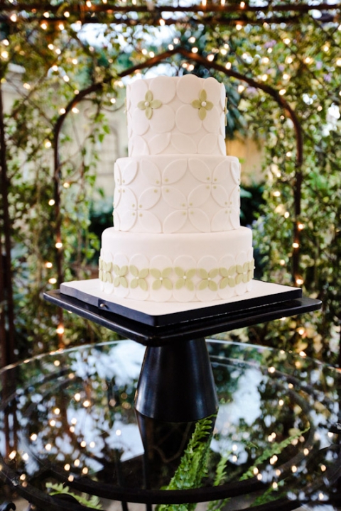 Wedding-2011-10-20-Vanessa-Marc-Utah-Wedding-and-Portrait-Photographer-Le-Gardin-UT037IMG_1917-Blog(pp_w480_h720)