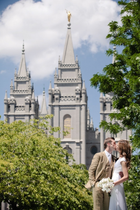 Weddings-2011-06-20-Melissa-Graig-Utah-Wedding-and-Portrait-Photographer-Wadley-Farms-Wedding-lawn-games037IMG_6115-Blog(pp_w480_h720)