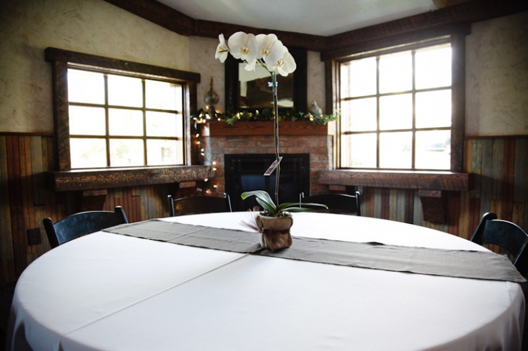 Weddings-2011-06-20-Melissa-Graig-Utah-Wedding-and-Portrait-Photographer-Wadley-Farms-Wedding-lawn-games040IMG_6213-Blog(pp_w768_h511)