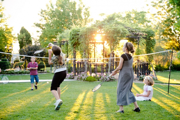 Weddings-2011-06-20-Melissa-Graig-Utah-Wedding-and-Portrait-Photographer-Wadley-Farms-Wedding-lawn-games075IMG_7117-Blog(pp_w768_h511)